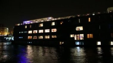 Nil Nehri Cruise ship
