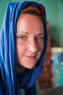 geleneksel Mısır Turist giyinmiş