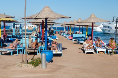 Kumsalda zevk turist