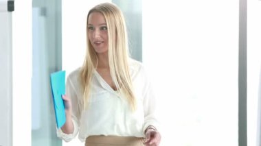 İş kadını sunumu