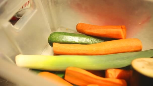 Caja de verduras mixtas — Vídeos de Stock