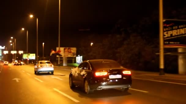 Boda cortejo montar — Vídeo de stock