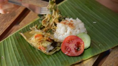 Asya yemek yeme kişi