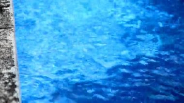 Yüzme Havuzu su