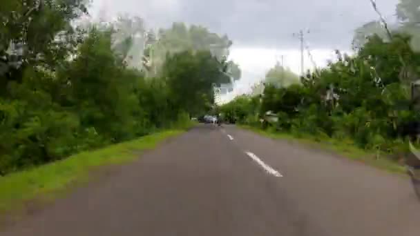 Fahrt auf balinesischer Landstraße — Stockvideo