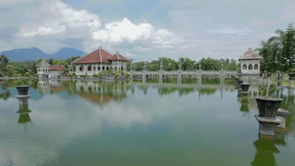 Karangasem water temple in Bali — Stock Video