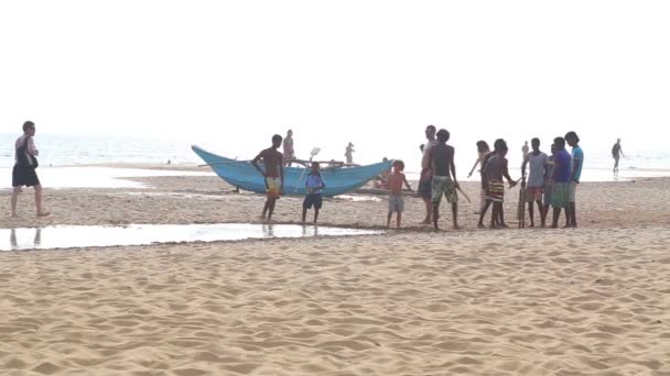 View of Hikkaduwa beach — Stock Video