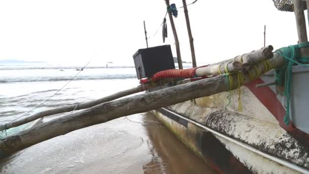 Barco de pesca tradicional — Vídeo de Stock