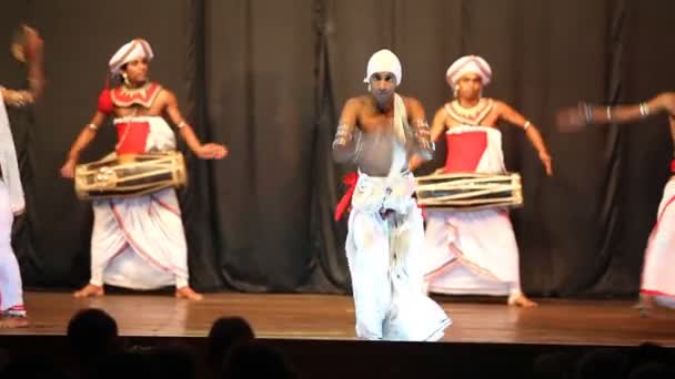 Actuación de danza Kandyan — Vídeo de stock