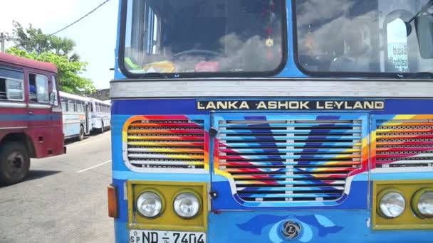 Bus in Galle — Stock Video