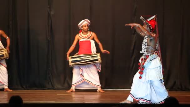 Performance de dança kandyan — Vídeo de Stock