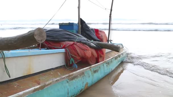 Barco de pesca tradicional — Vídeo de Stock