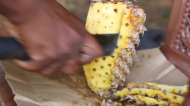 Adam kesme ananas