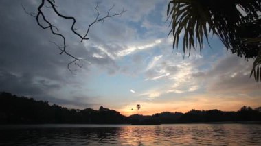 Kandy göl günbatımı