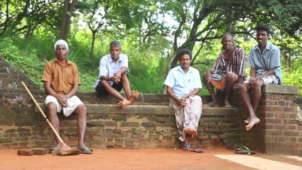 Pracowników w Sigiriya — Wideo stockowe