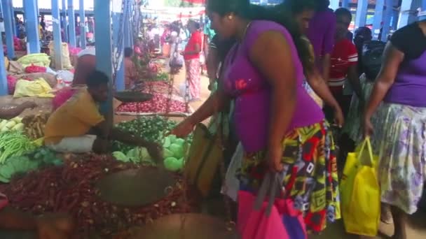 Locals selling their produce — Stock Video