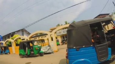 Colombo renkli trafikte