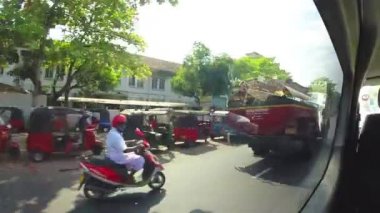 Sri Lankalı saklardı trafikten.