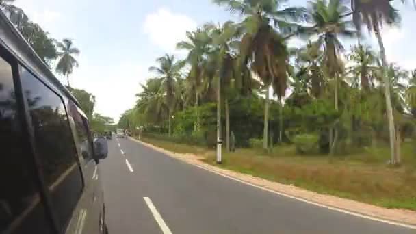 Traffico Kandy da un'auto in movimento — Video Stock