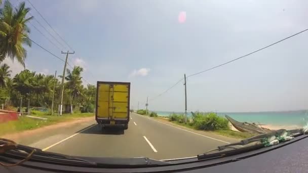 Paesaggio da tuktuk in una giornata estiva soleggiata — Video Stock