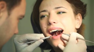 Diş ameliyatı, kadın