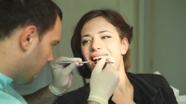 Diş ameliyatı, kadın