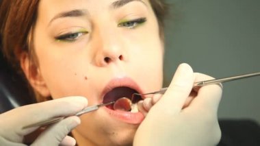 Diş ameliyatı, kadın