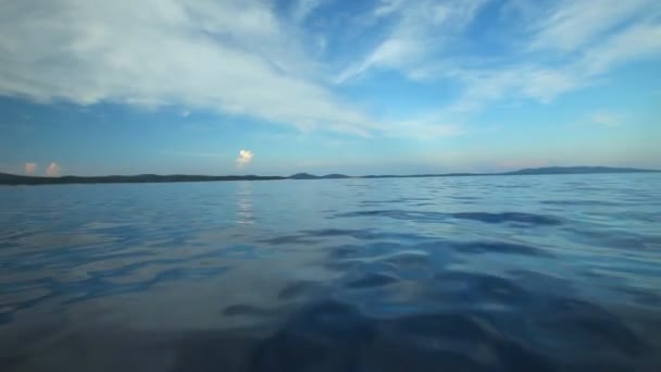 Voile à travers les îles en voilier — Video