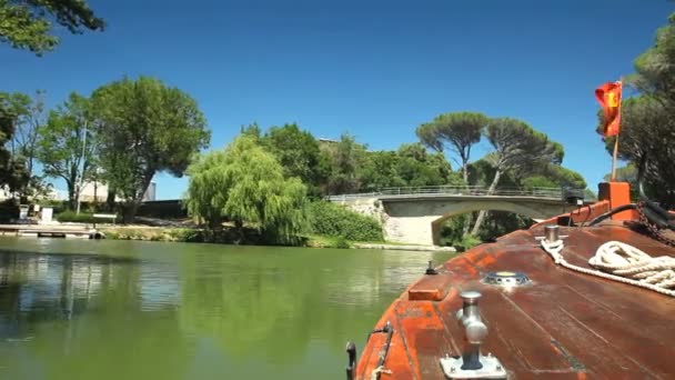 木造船で旅行 — ストック動画