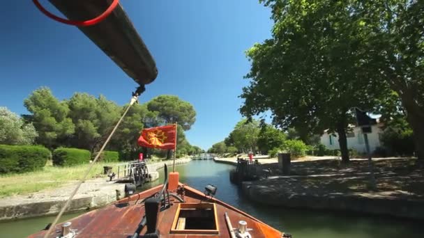 Подорож на човні дерев'яні — стокове відео