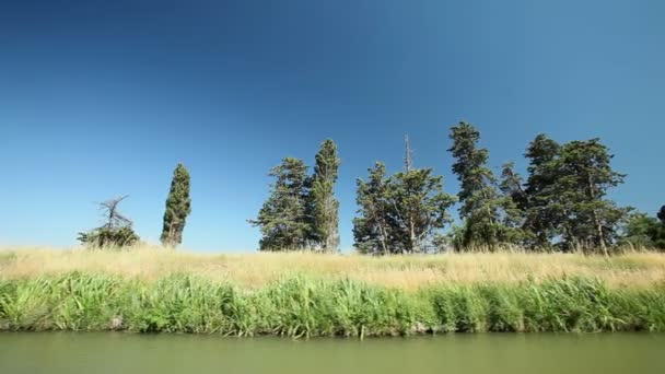 Viaggiare sul Canal du Midi — Video Stock