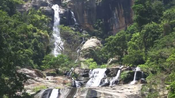 Cataratas de Ravana em Ella — Vídeo de Stock