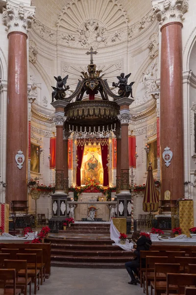 Innenraum der Pfarrkirche Mellieha — Stockfoto