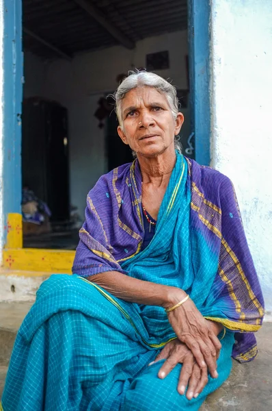 Elderly Indian woman — Stock Photo, Image