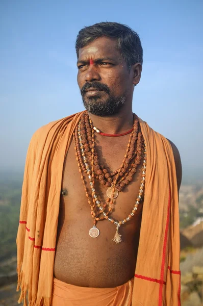 Indian pilgrim with religious necklaces — Stock Photo, Image
