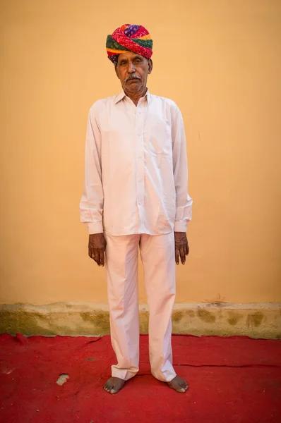 Indian man poses — Stock fotografie