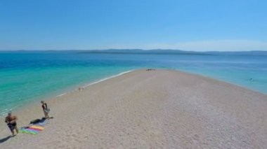 Zlatni Rat kumsal