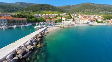 Bol Harbour küçük deniz feneri