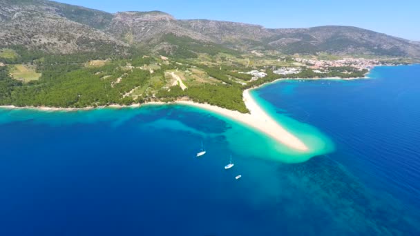 Mar en Bol en la isla brac — Vídeo de stock