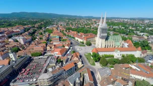 Zagreb with Ban Jelacic Square — Stock Video