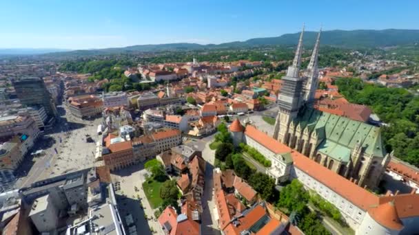 Zagreb avec Ban Jelacic Square — Video