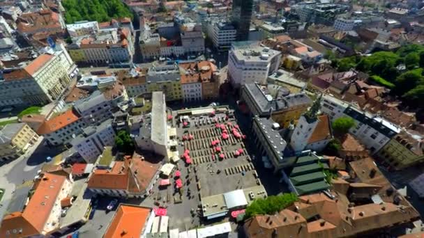 Centrala Zagreb med Dolac marknaden — Stockvideo