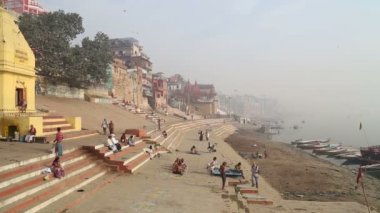 Varanasi ghat insanlara