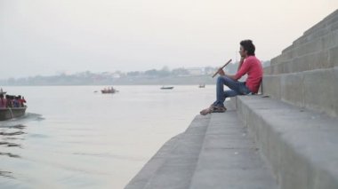 Telefondaki adam görüşmeler