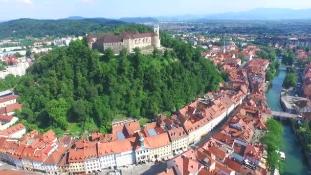 Ljubljana Castle on the river Ljubljanica — Stock Video