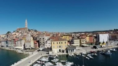 Rovinj Akdeniz Yarımadası, deniz kenarı