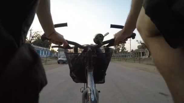 Giro in bicicletta a Mumbai . — Video Stock