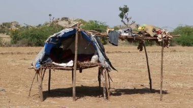 Küçük barınak alan işçiler için