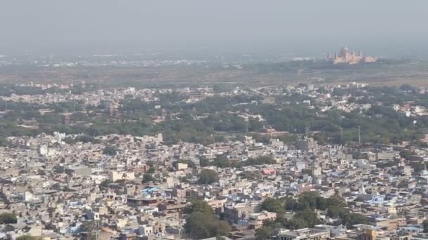Paisaje urbano de Jodhpur desde el fuerte de Mehrangarh . — Vídeos de Stock