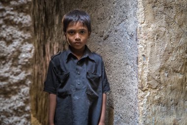Mumbai'dan gecekondu standları çocuktan